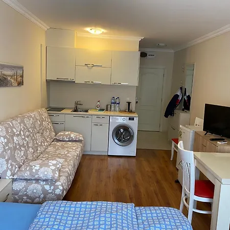 Marvel Deluxe Aparthotel *